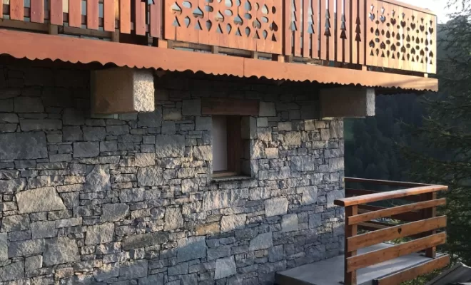 Muret en pierre, Moutiers, Maçonnerie Générale FY